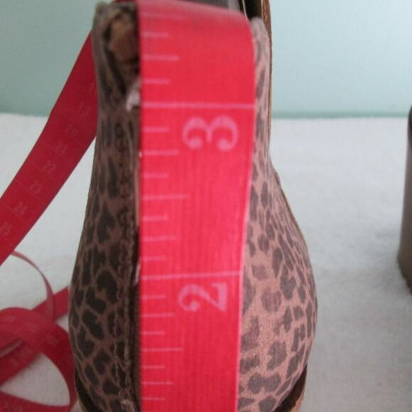 NWT DV8 Dolce Vita Women’s Shoes Shai Brown Suede & Animal Print Ankle Bootie-11 - Picture 10 of 13